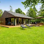 Three-bedroom In * Ebeltoft