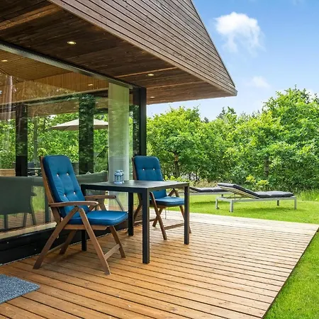 Three-bedroom In Vakantiehuis