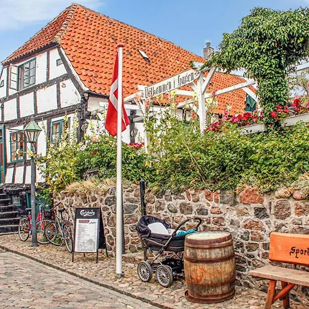 Three-bedroom In Ebeltoft